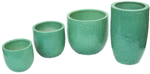 vases en terracotta coloré vert